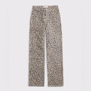 Abercrombie & Fitch Leopard Print High Rise 90s Relaxed Jeans Curve Love